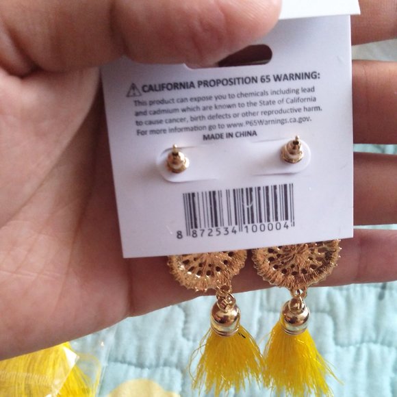 Women Tassel Earrings - Picture 4 of 5